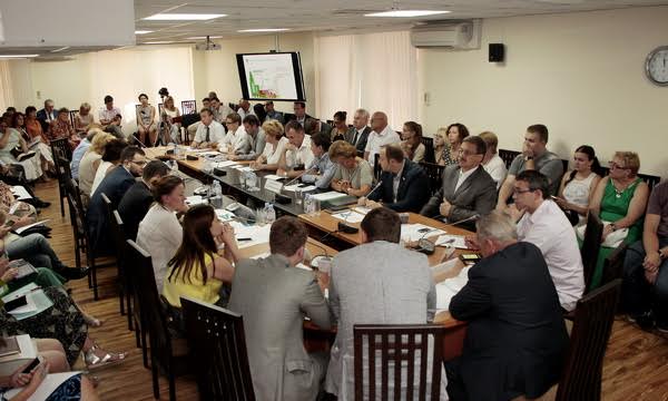 ������ �������� �������� ����� �������� � ������� �����������