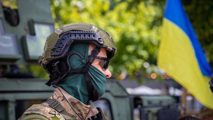 �������� ��� � ������� ������� ���������� ����� ��������� ���� � ���