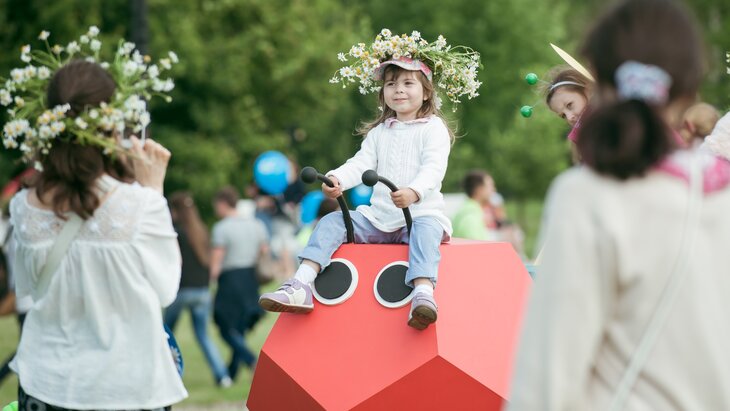 ������ 24: ����������� ��������� � ������������ � ���� �����, ����� � ��������