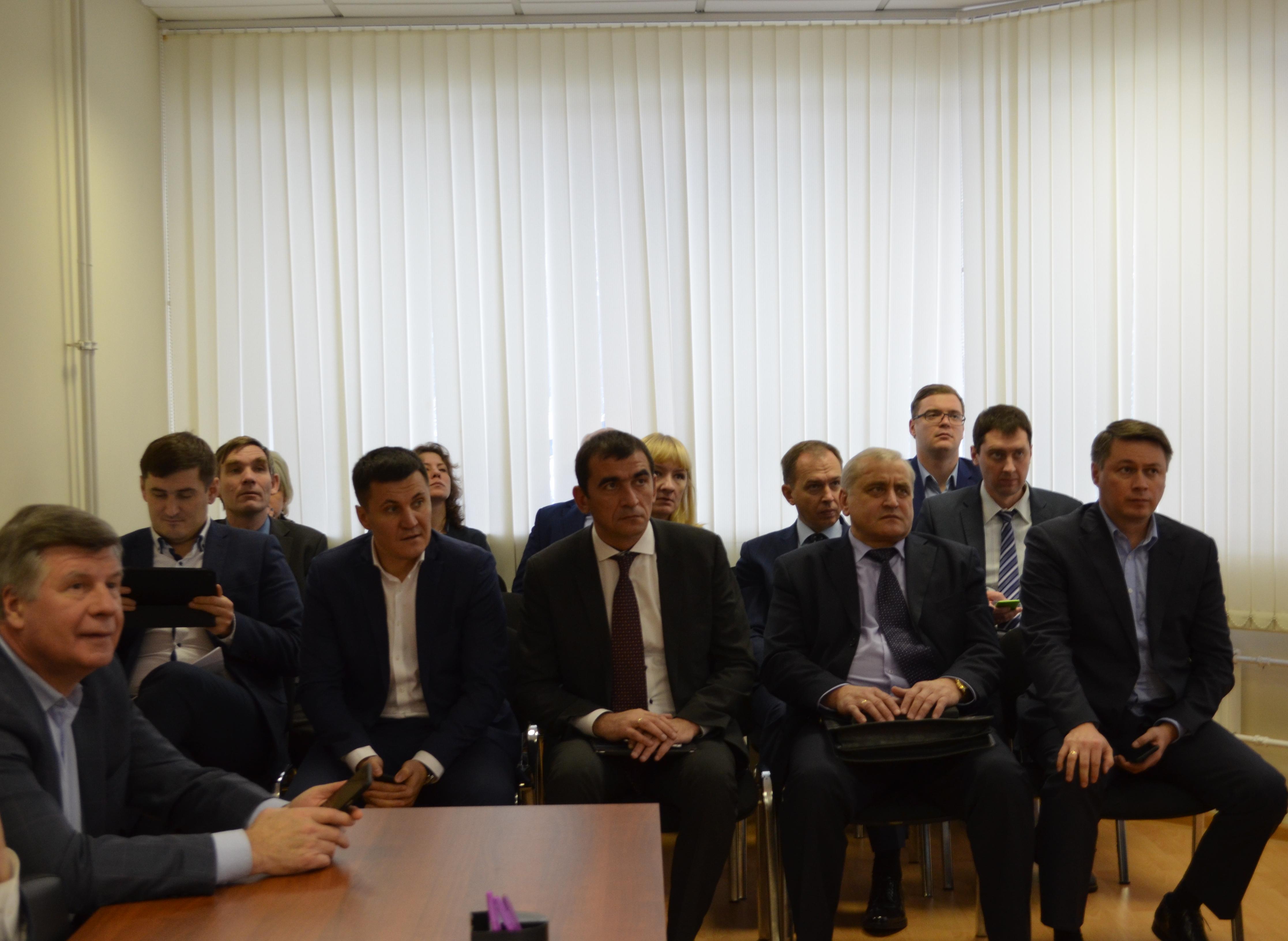 ����� ������ ���������������� ������ ������� ������� � ���������������� ��� �� ����������� ������������� ����