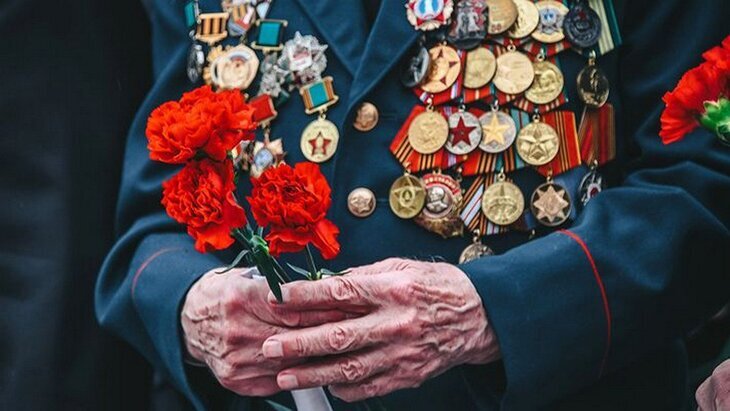 ������ �� �������� ������� ������� ������� ��������� � 80-����� ������