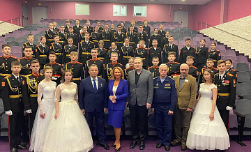 Герой России посетил кадетский корпус московской школы 1409
